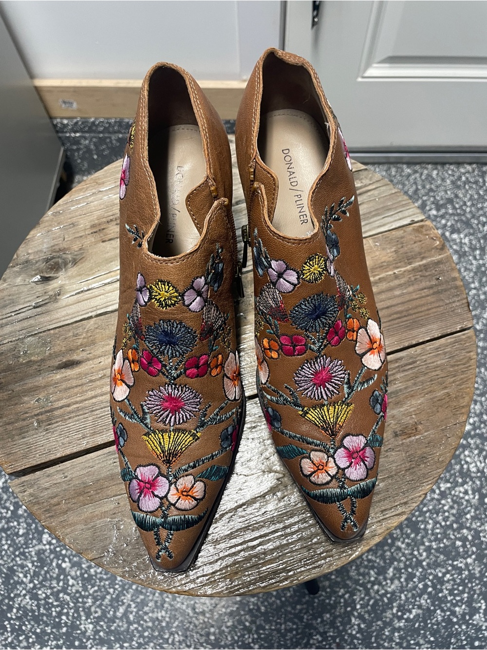 Donald J. Pliner Brown Leather Floral-Embroidered Booties, 10